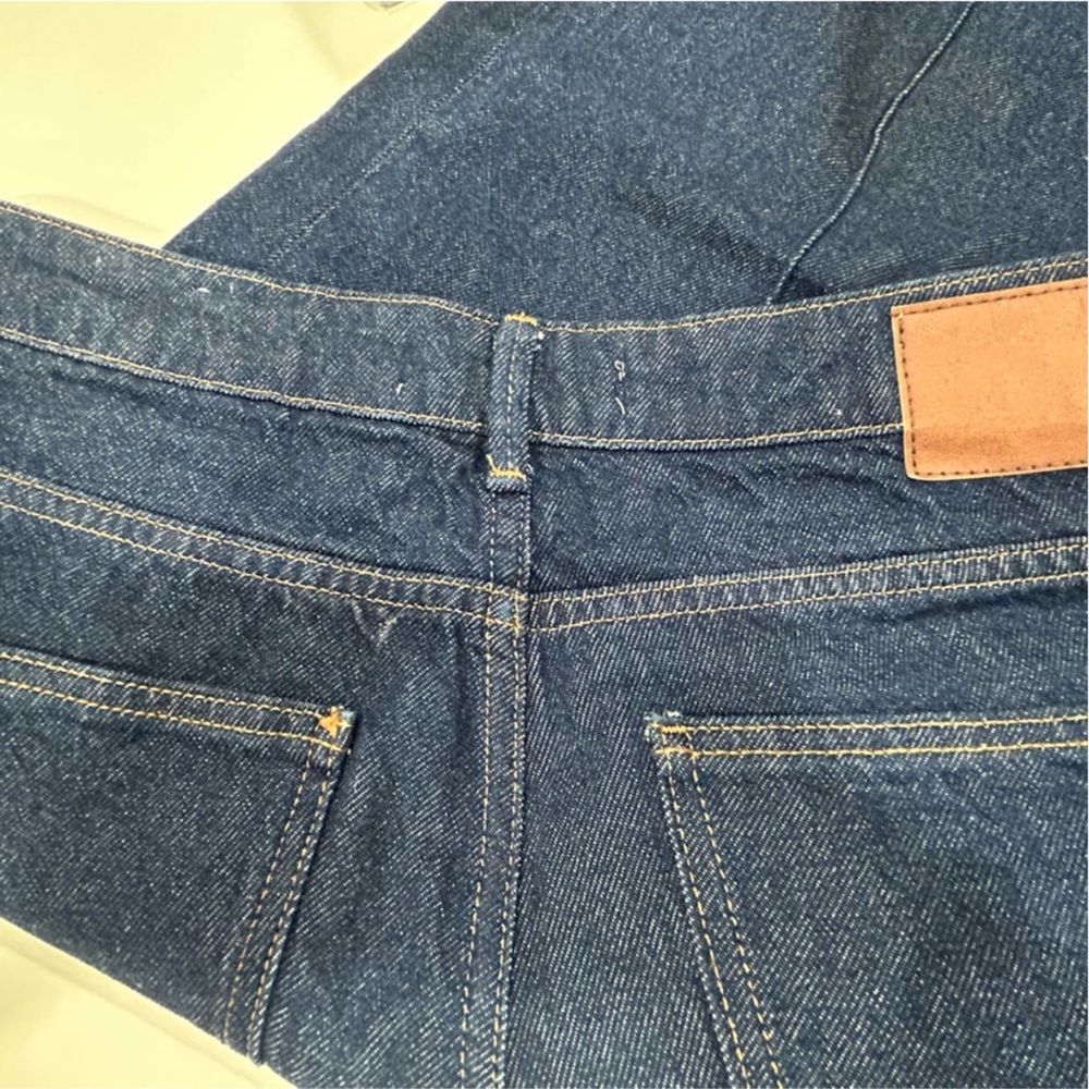 Zara Cropped Jeans - Picture 3 of 5
